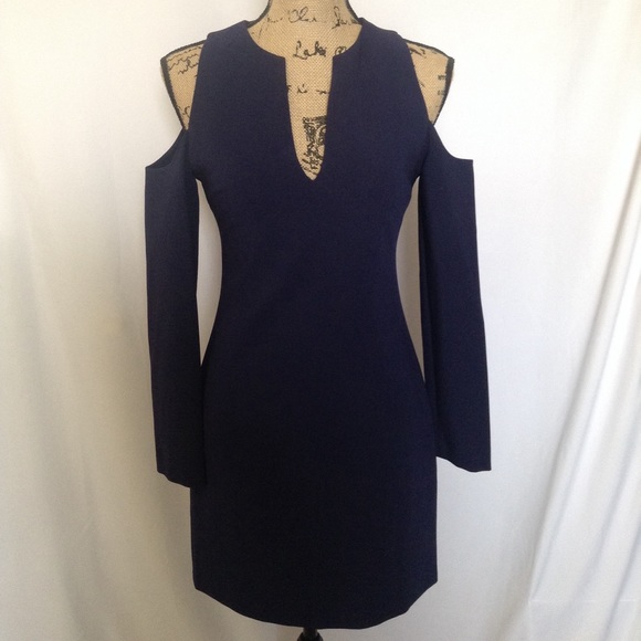 Alice + Olivia Dresses & Skirts - NWOT Alice + Olivia Niko Blue Cold Shoulder Dress